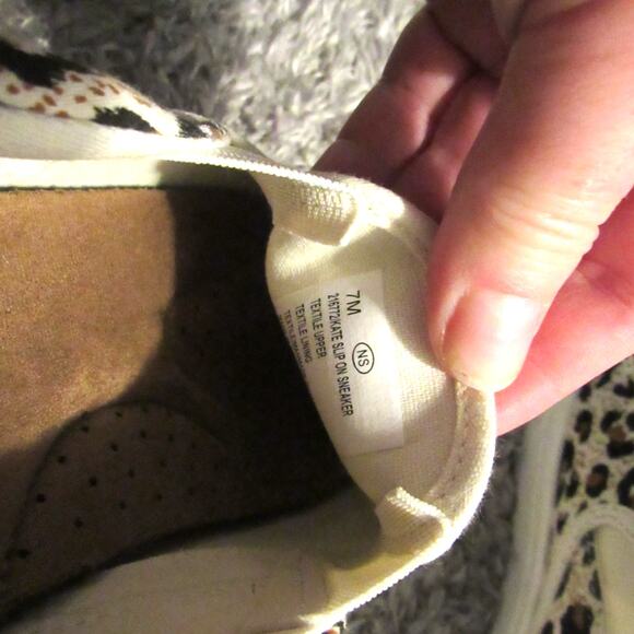 Trendy Animal Print Sneakers – Size 7 - Picture 6 of 6